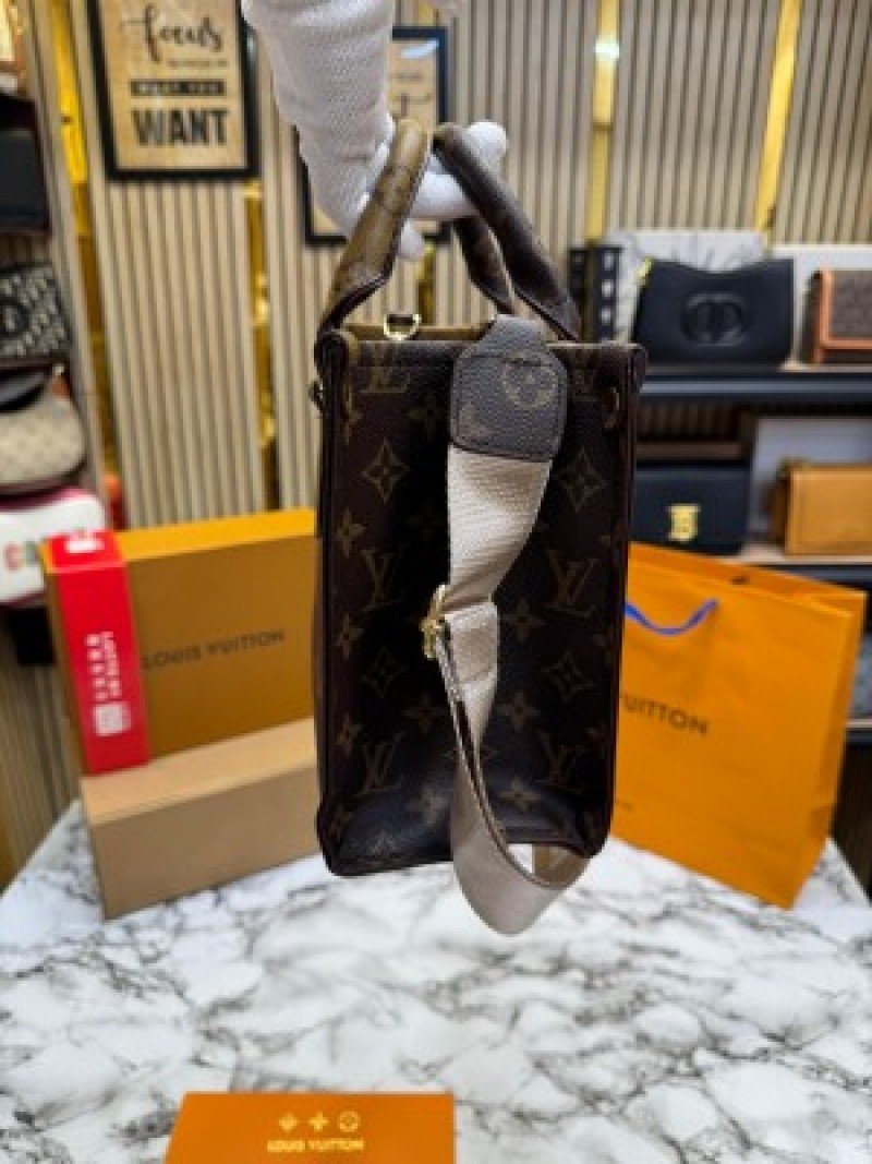 LV Onthego Pm ( Brown )