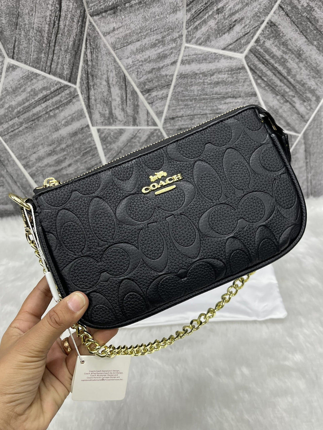 Coach Largeblack Wristlet ( Black )
