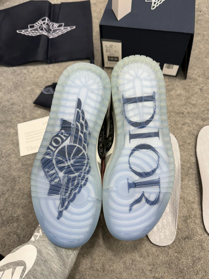 AJ 1 High 'Dior' (Top Batch & Acessories)