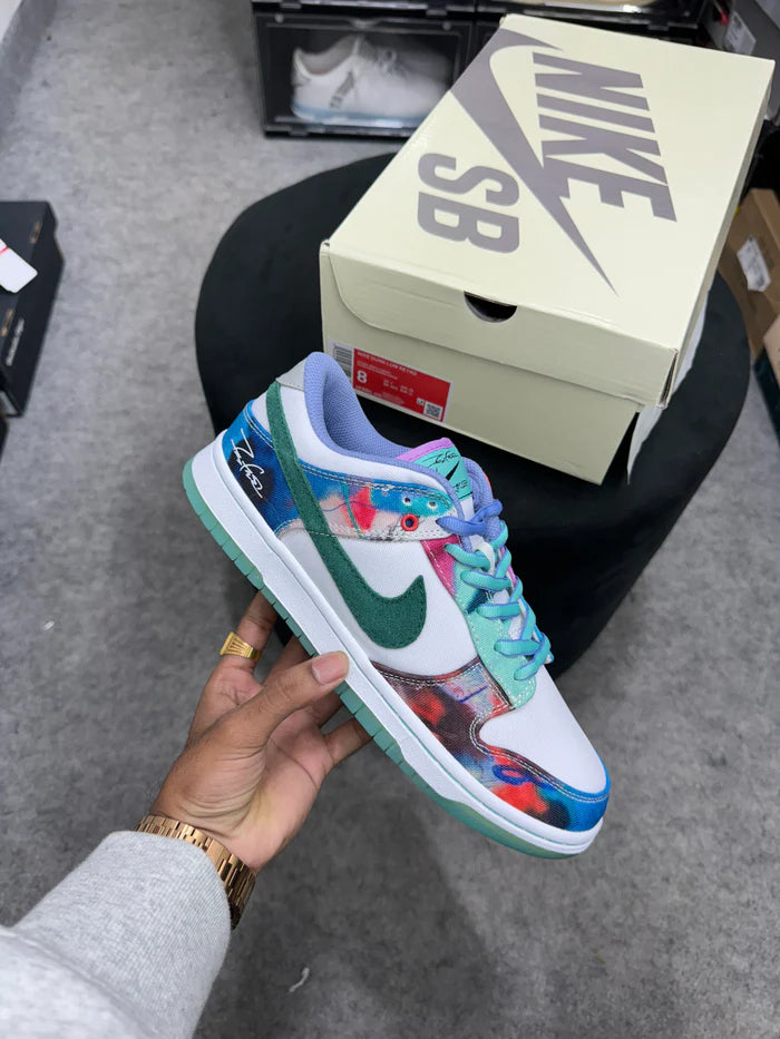 SB Dunk Low 'Futura Laboritries'