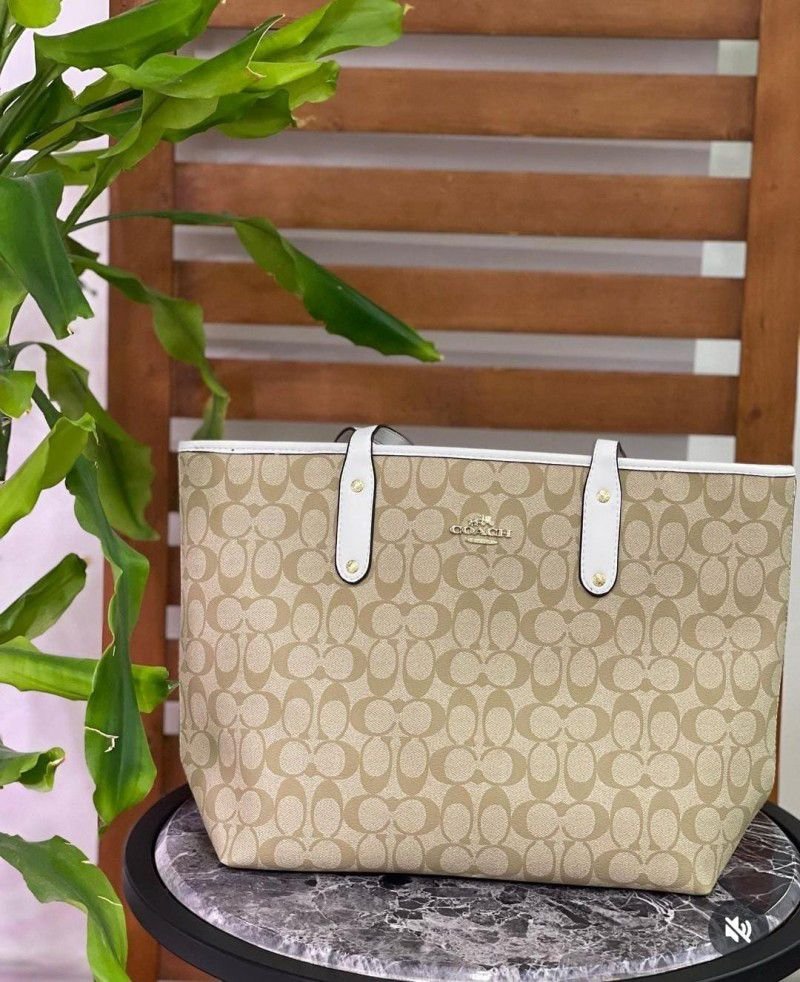 Coach City Tote ( White )