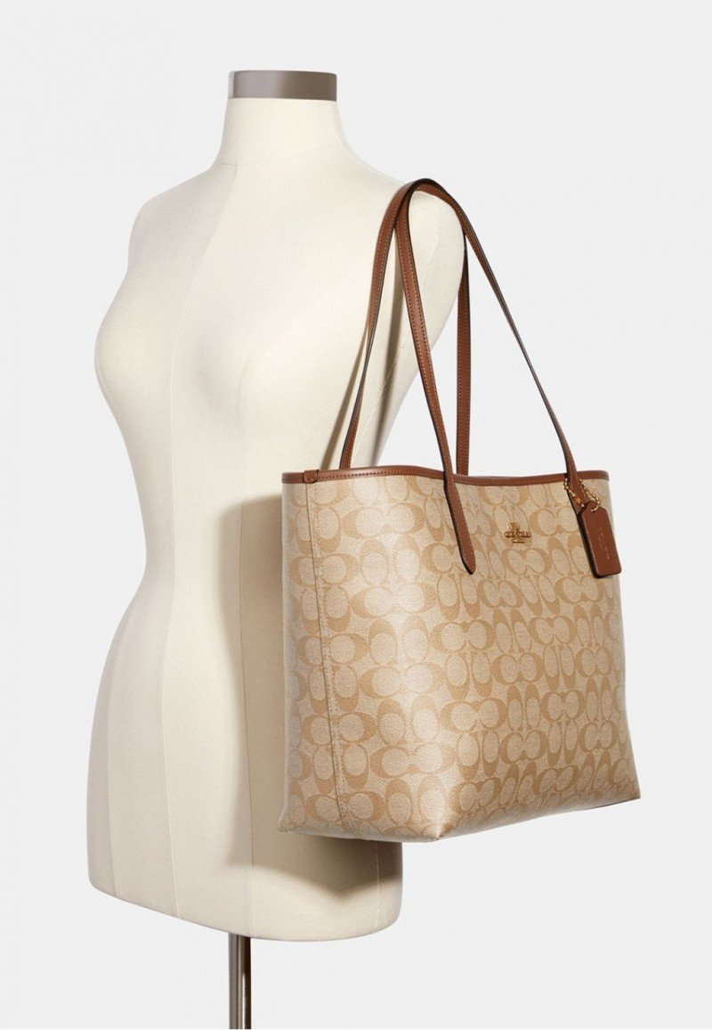 Coach Apbeige City Tote