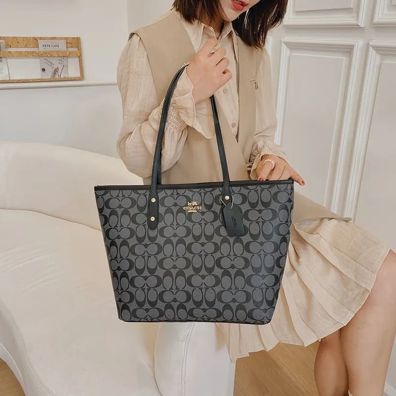 Coach Mono City Tote ( Black )
