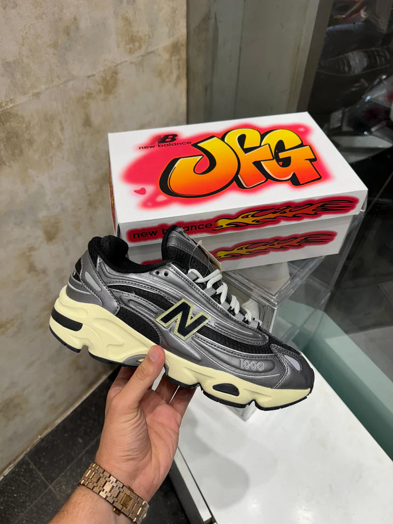 NB 1000 'Silver Mettalic'