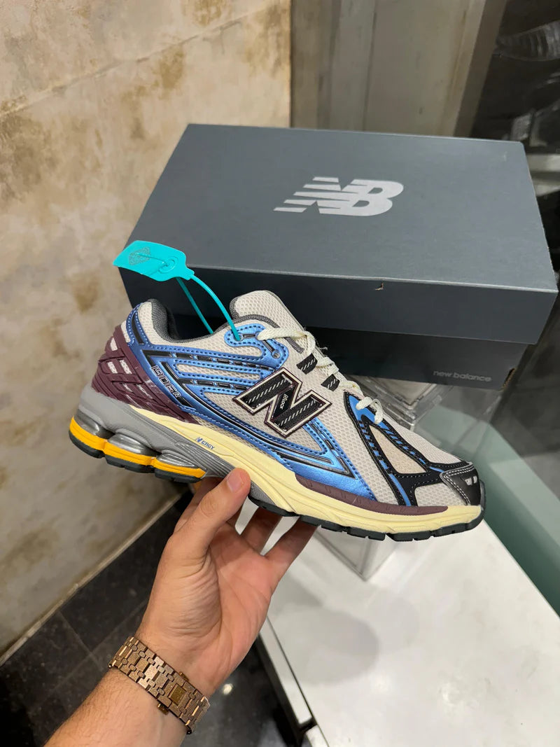 NB 1906r 'Blue Moonbeam'