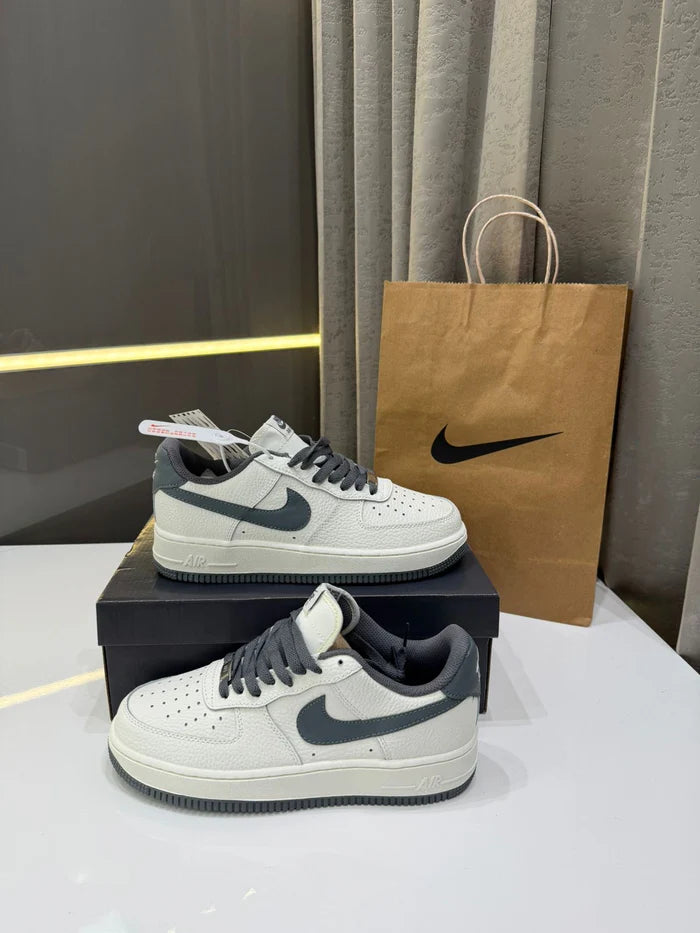 Nike Air Force 1 07 Low Dark Grey White Sail