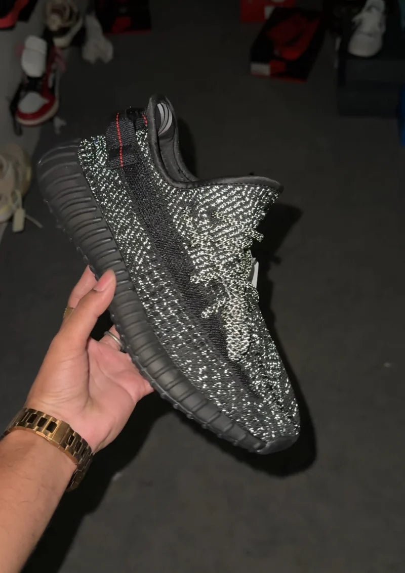 Yeezy 350v2 'Static Black'
