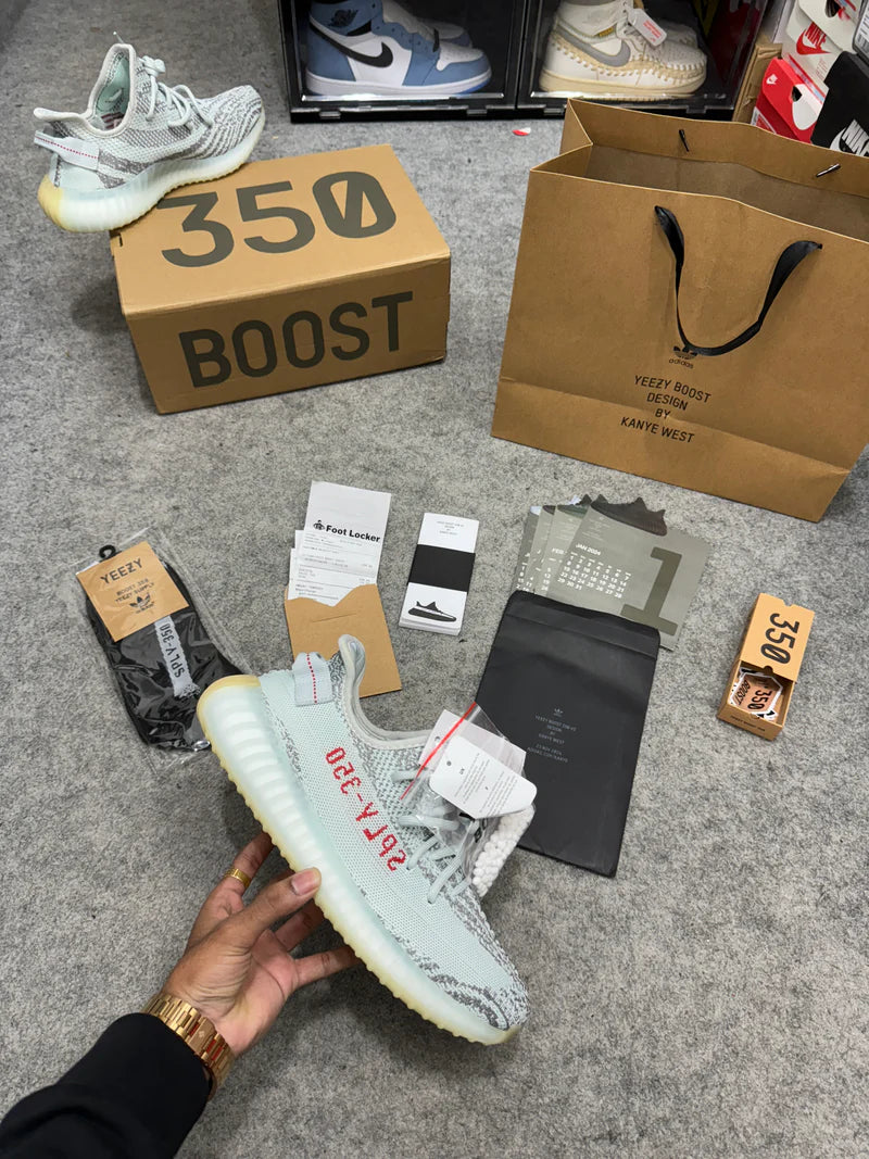 Yeezy Boost 350v2 'Blue Tint' (With OG Bag & Accessoires)