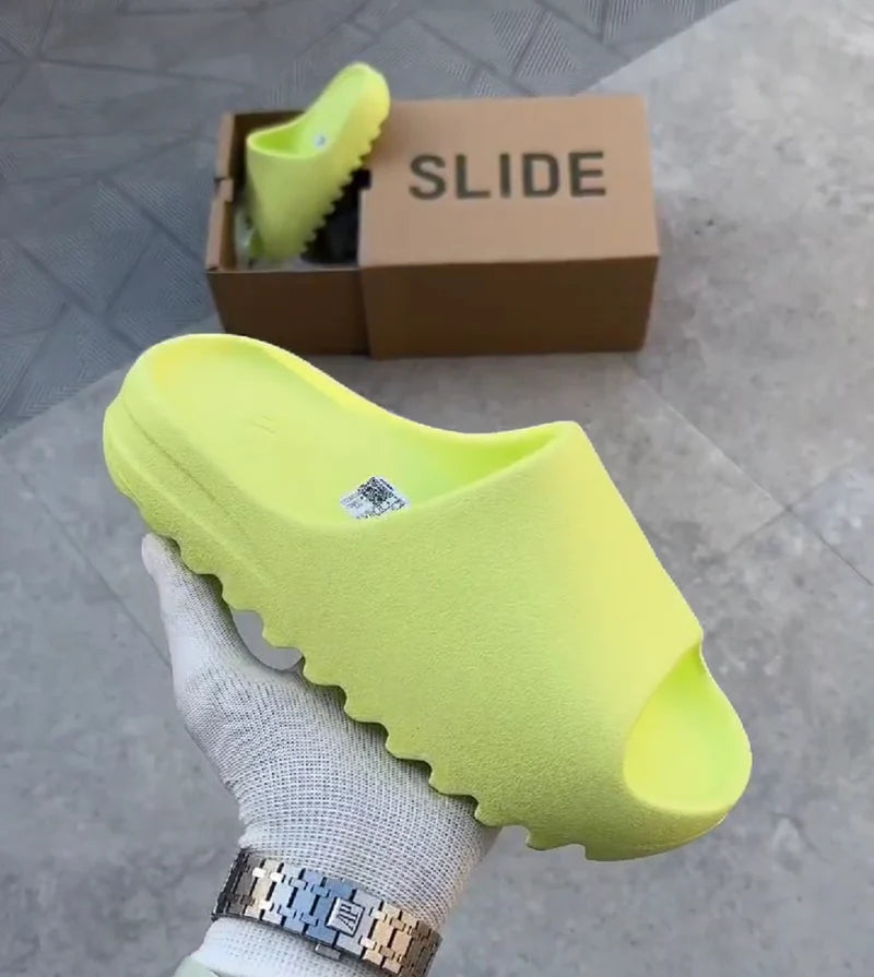 Yeezy Slide 'Green Glow'